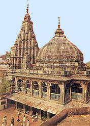Vishnupadh Temple.jpg