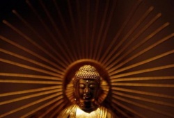 Gold-buddha-3.jpg