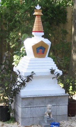 Stupa KarmaDorje-2.JPG