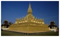 Lav that luang stupa 08-01-05.jpg