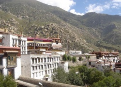 Drepung monastery.jpg