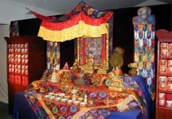 Buddhist Altar14.jpg