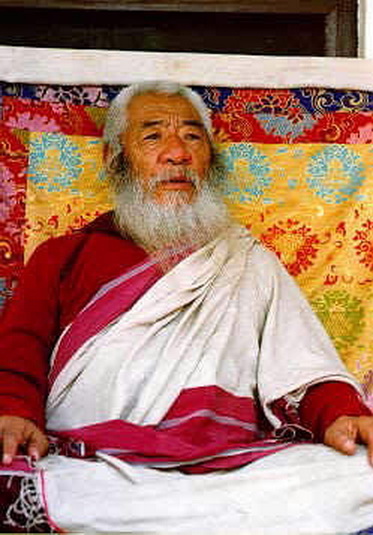 File:Chatral rinpoche.jpg - Tibetan Buddhist Encyclopedia