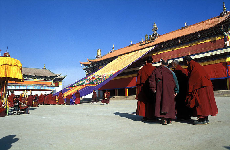 File:Gerdeng Monastery Aba Sichua.jpg
